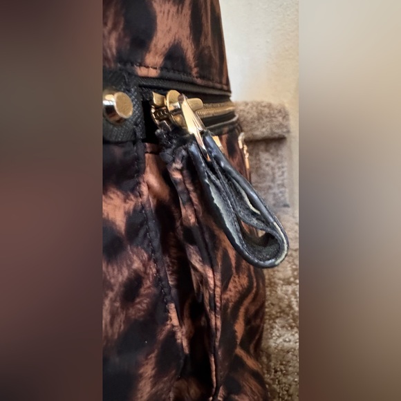 Michael Kors Kelsey Leopard Nylon Travel Set: Large Backpack & Tote Bag - Picture 11 of 16